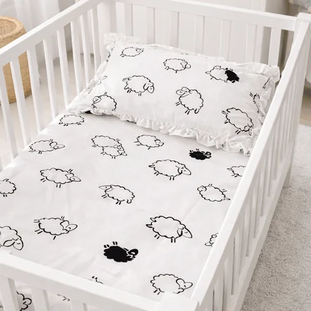 Постельное белье 1,5 спальное «Барашки»